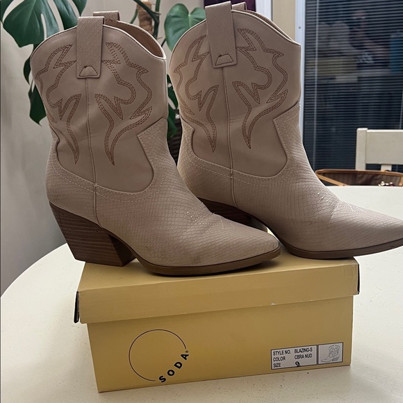 Soda Beige Western Ankle Boots with Stacked Heel - Picture 2 of 7
